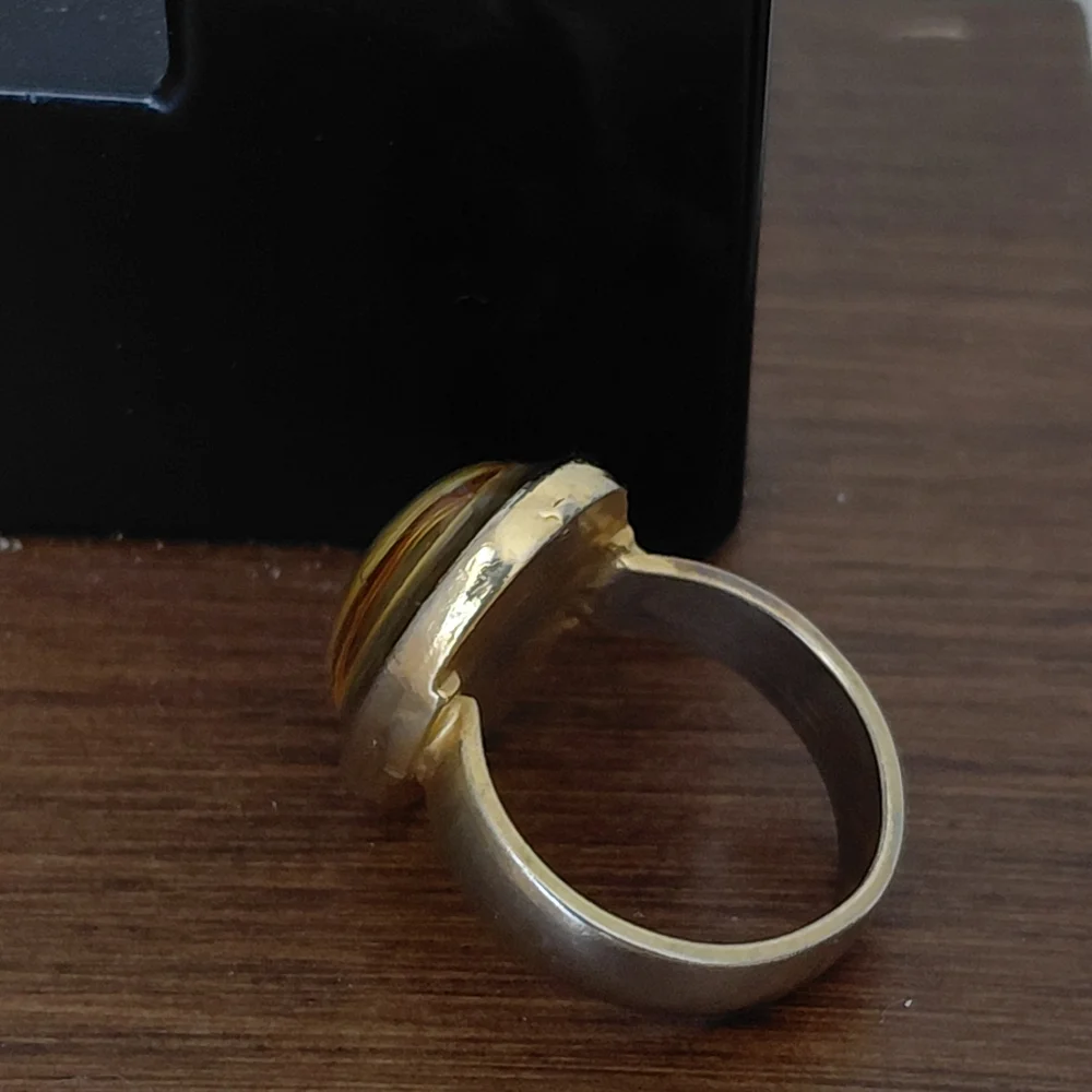 Vintage Mood Ring From The 70's- Gold Tone- Size 7